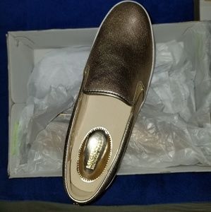 Michael Kors slip on sneakers sz 9